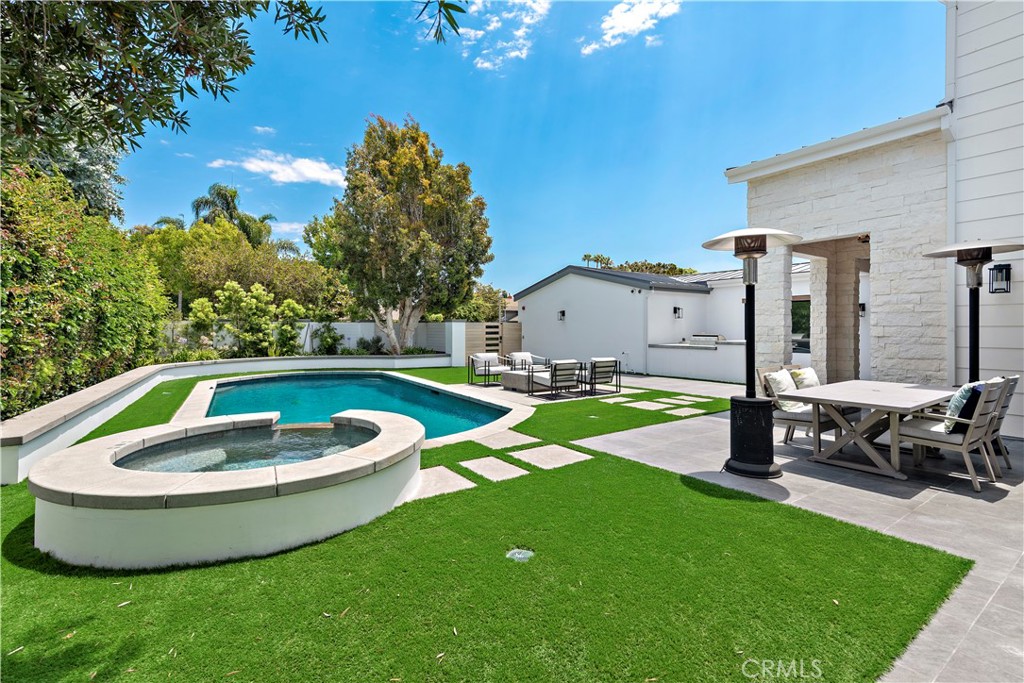 2507 Alta Vista Drive Property Photo 18