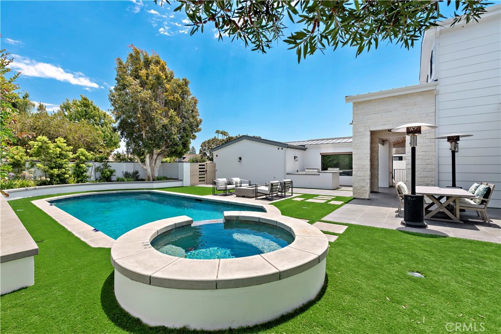 2507 Alta Vista Drive Property Photo 19