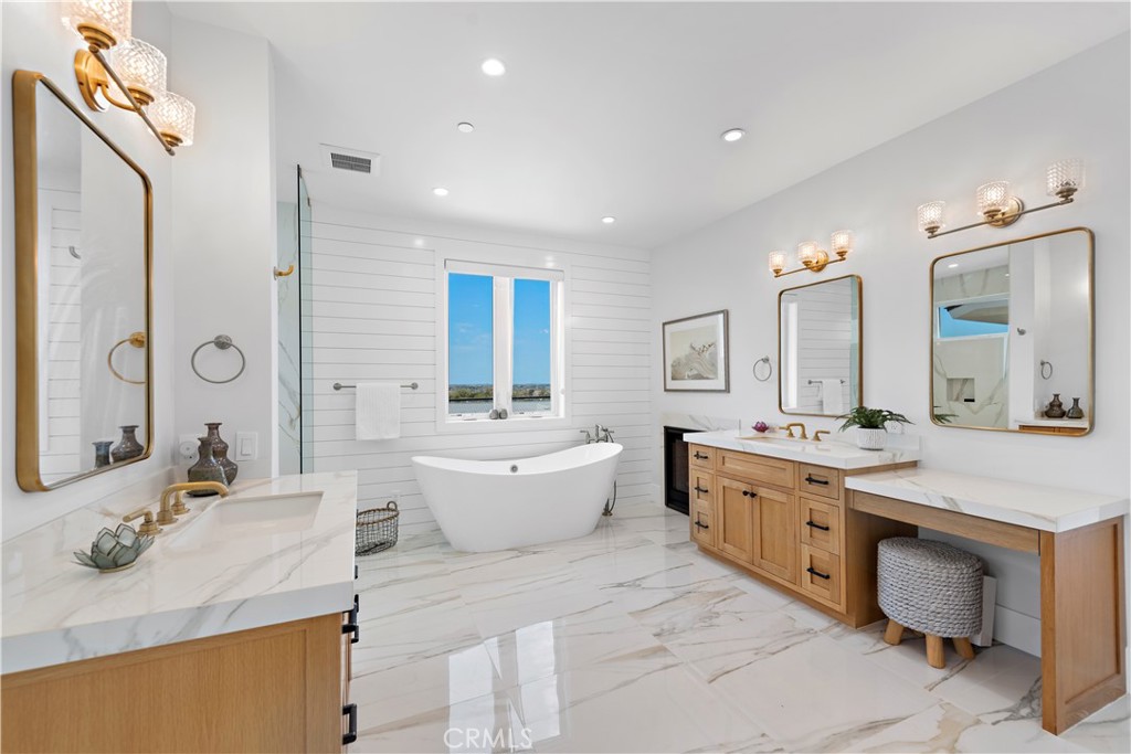 2507 Alta Vista Drive Property Photo 25