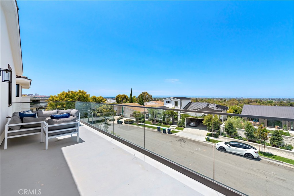 2507 Alta Vista Drive Property Photo 28