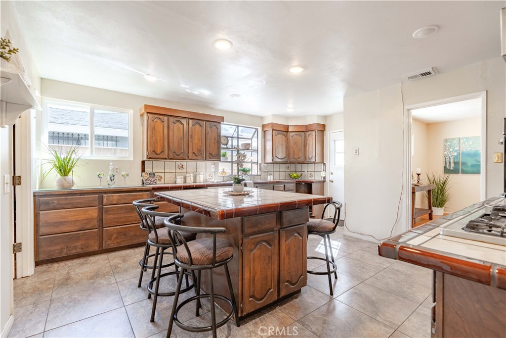 3318 W Borchard Property Photo 18