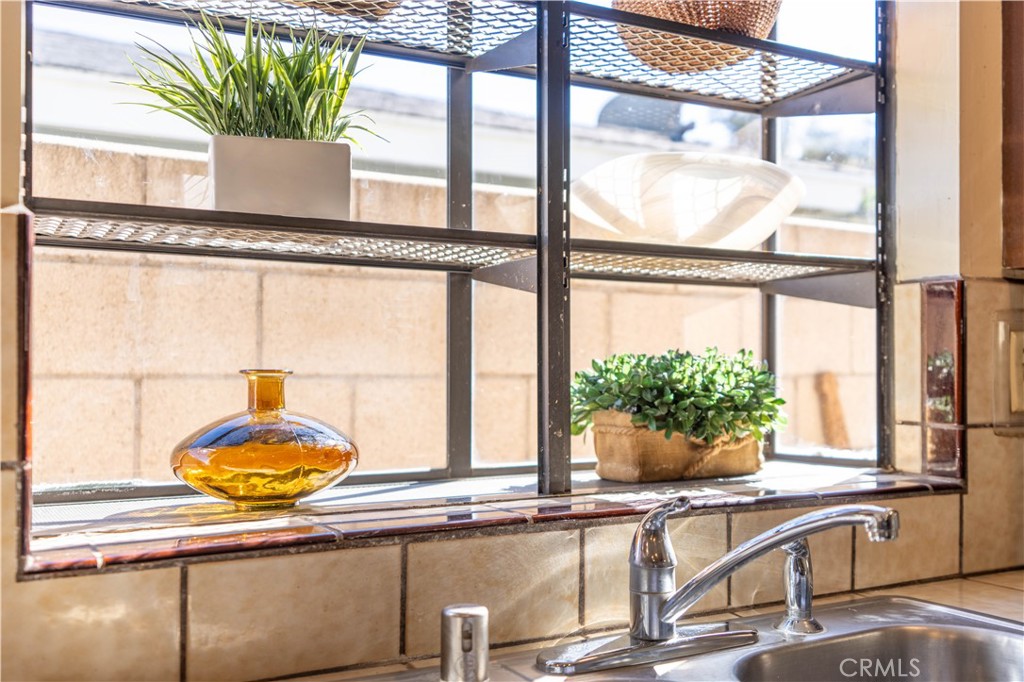 3318 W Borchard Property Photo 21