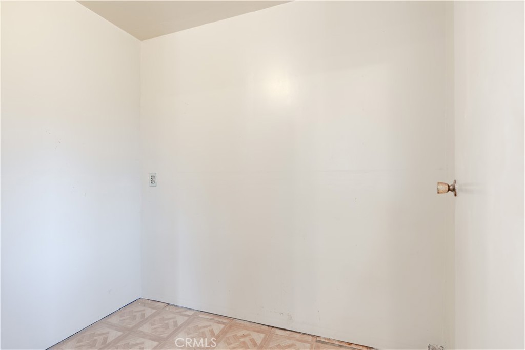 3318 W Borchard Property Photo 23