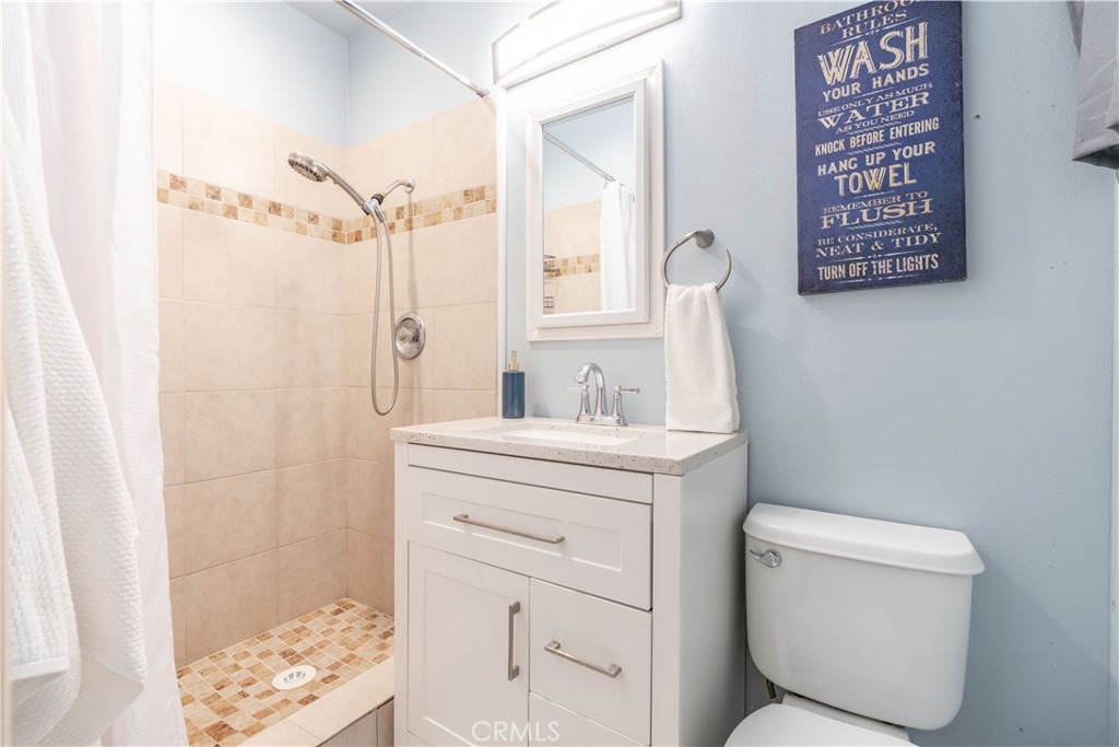 3318 W Borchard Property Photo 31