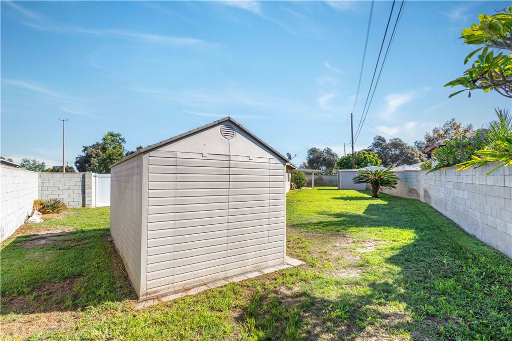 3318 W Borchard Property Photo 40