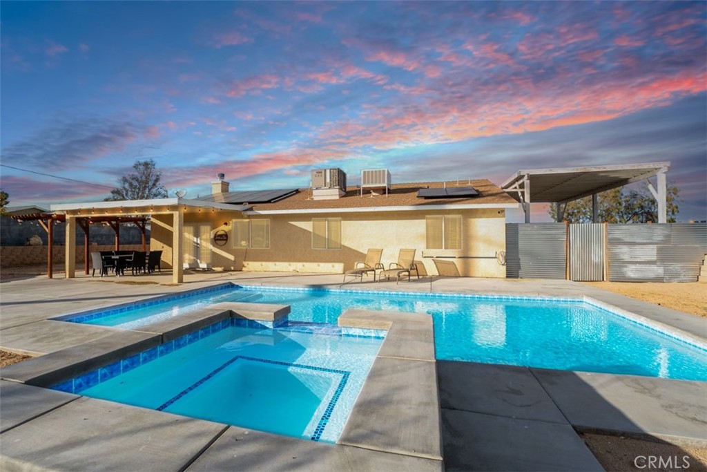 60205 Latham Trl Property Photo 1