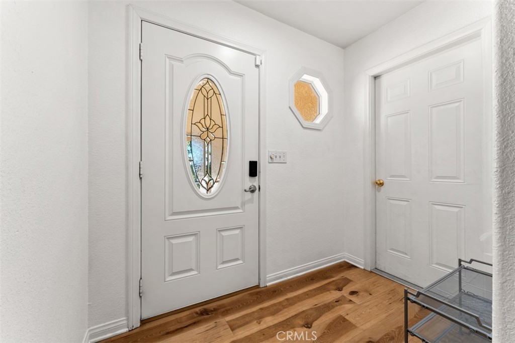 60205 Latham Trl Property Photo 4