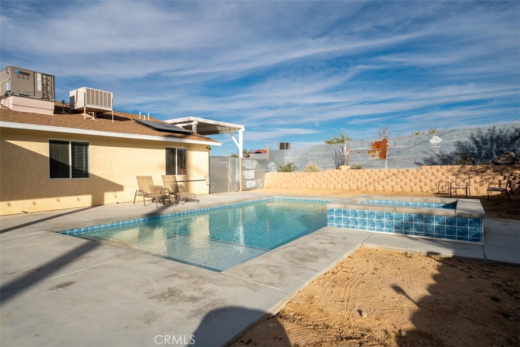 60205 Latham Trl Property Photo 26