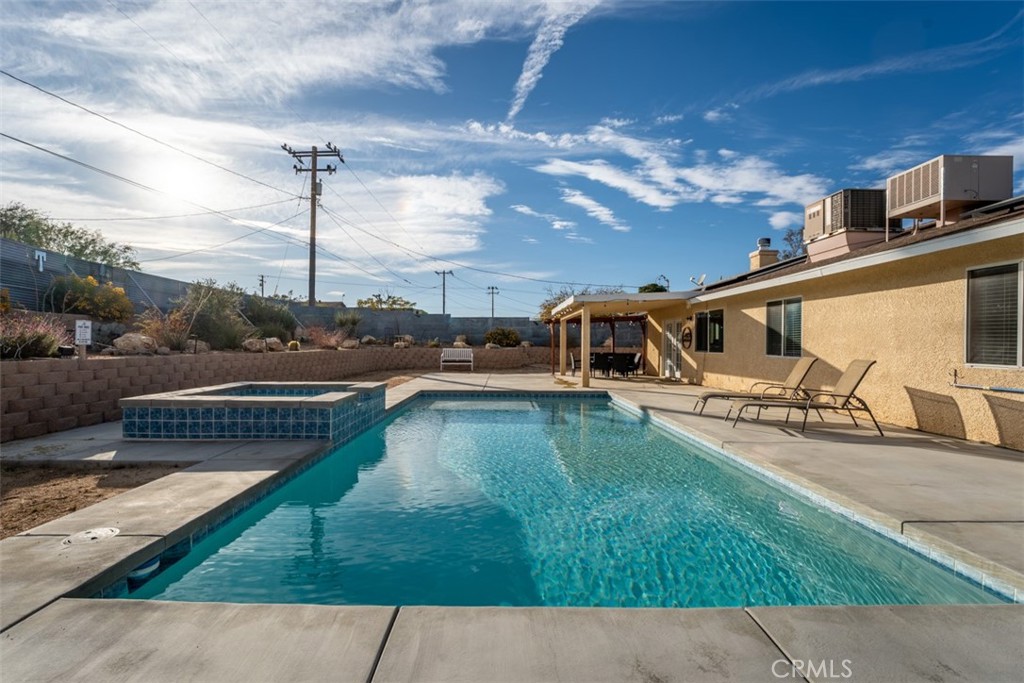 60205 Latham Trl Property Photo 27