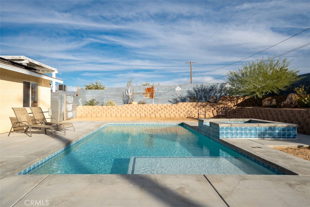 60205 Latham Trl Property Photo 28