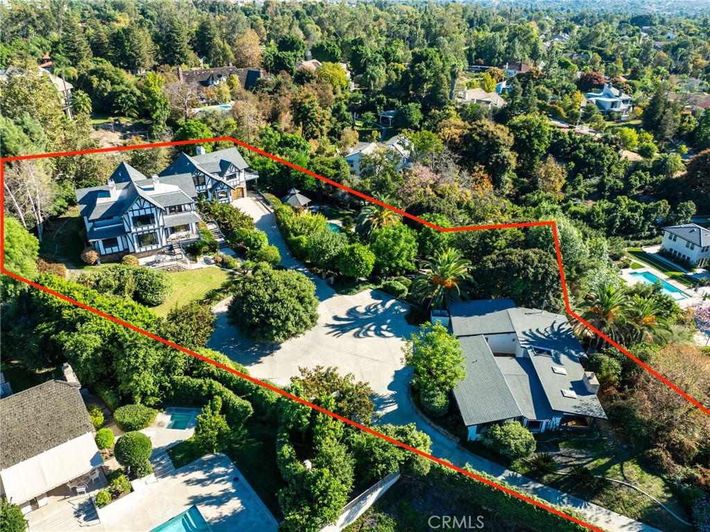 7008 Hawarden Property Photo 4