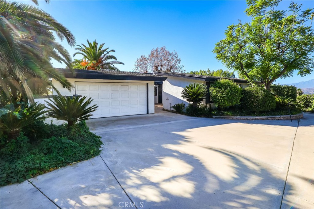 7008 Hawarden Property Photo 35