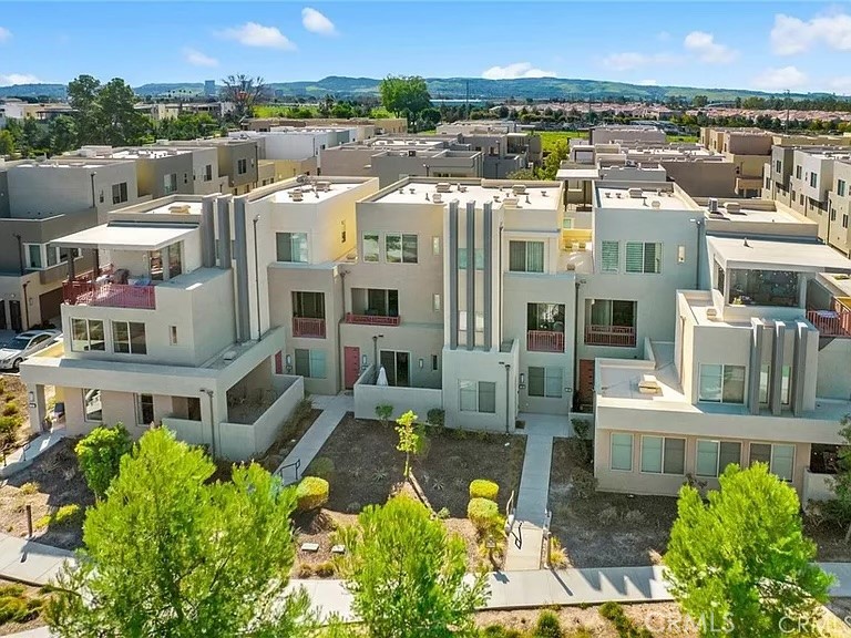 132 Cadence Property Photo 15