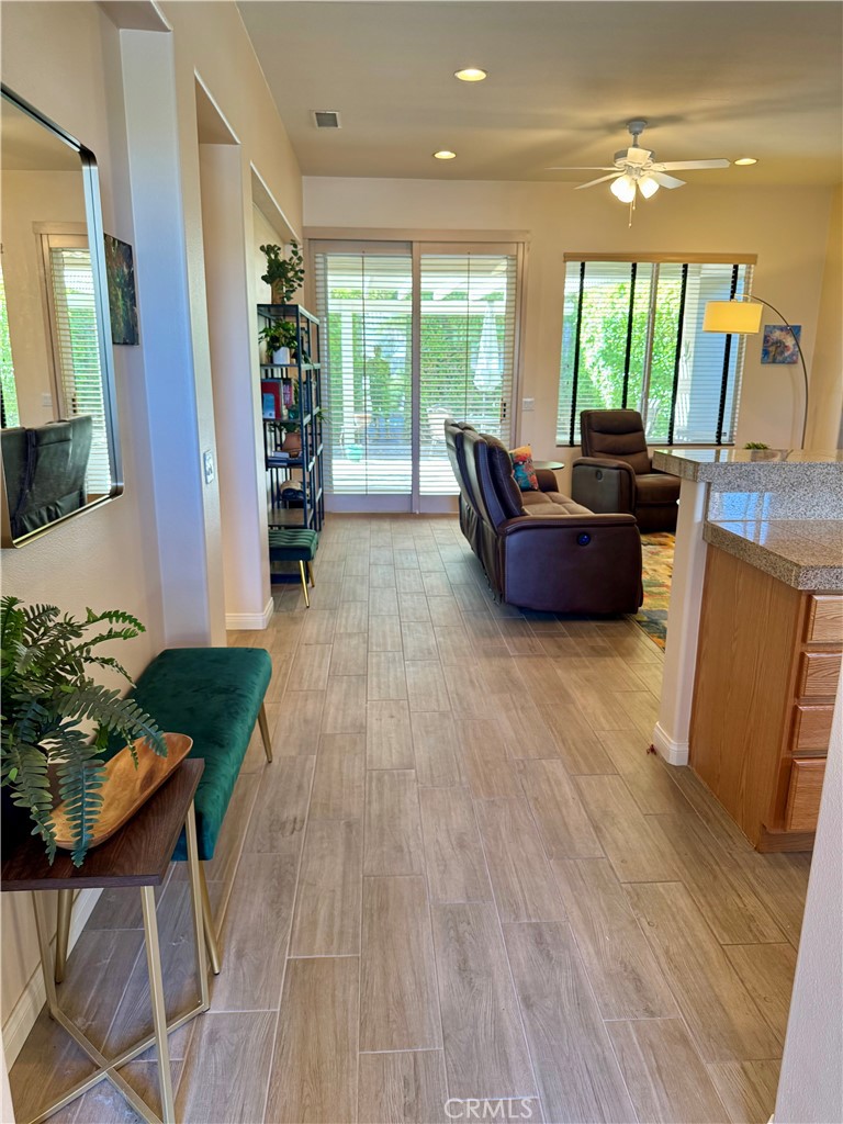 80589 Hoylake Drive Property Photo 4