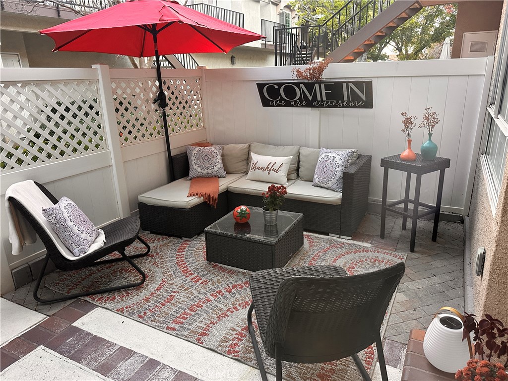 21 Silktassel Property Photo 1