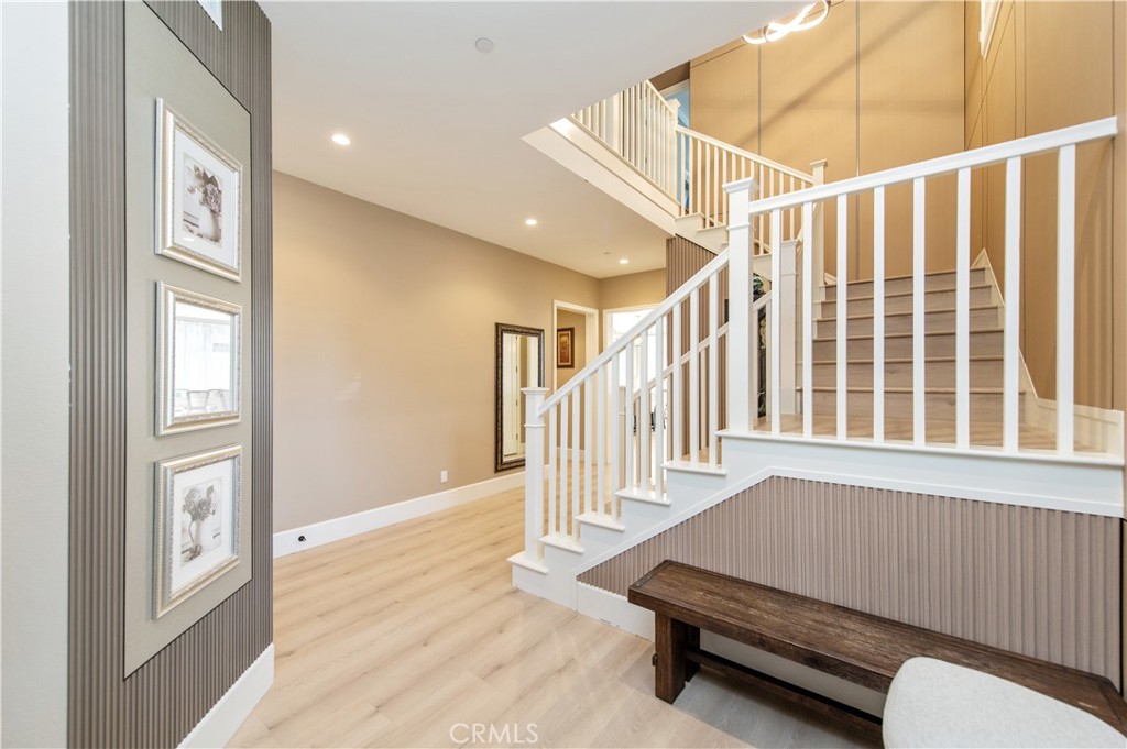 200 Piazza Property Photo 2