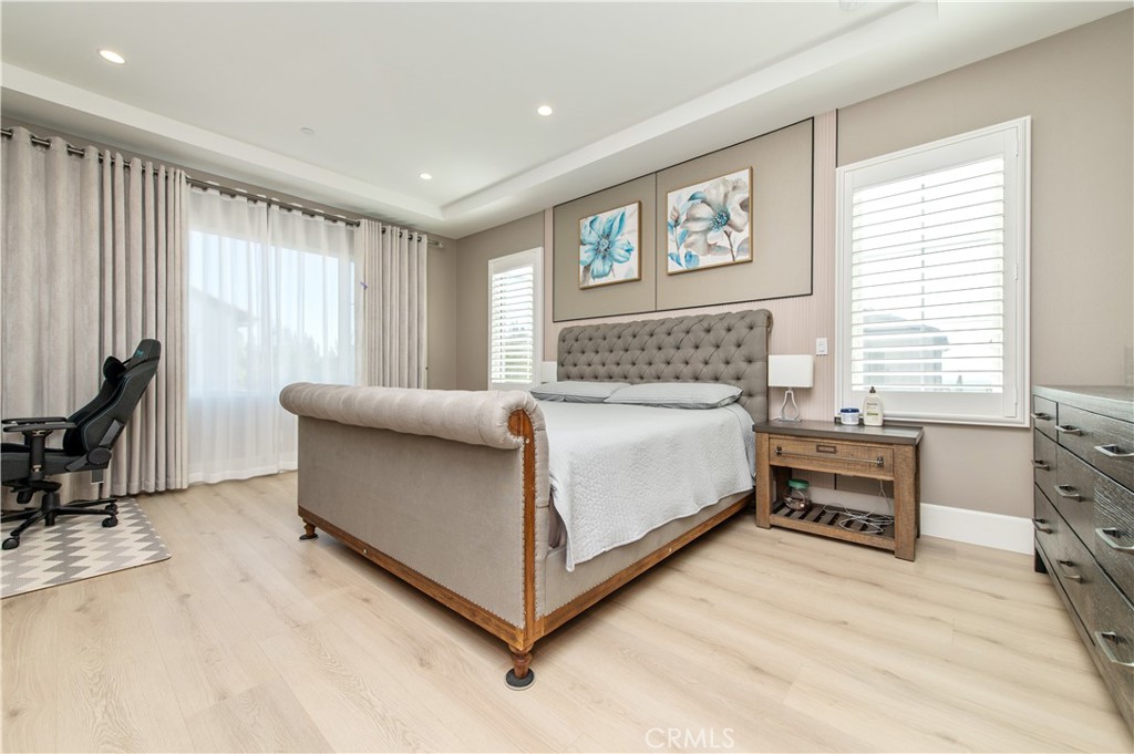 200 Piazza Property Photo 27