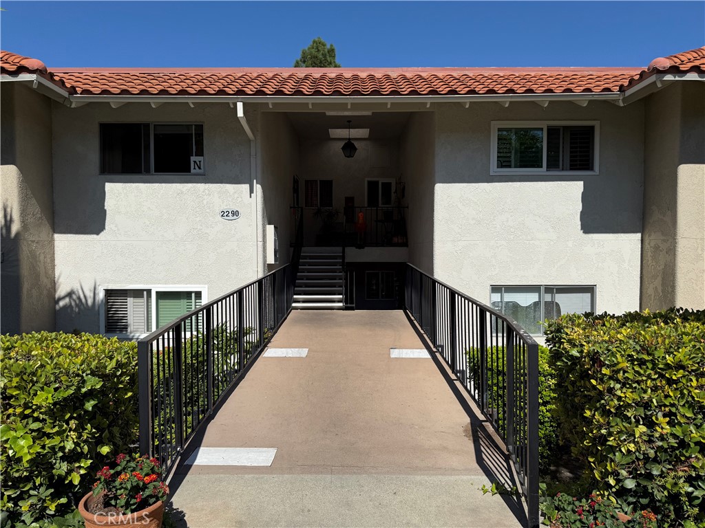 2290 Via Puerta N A Property Photo 1