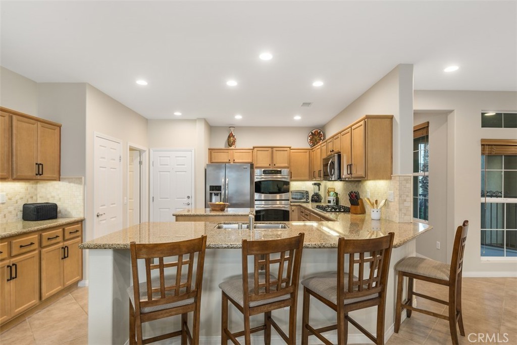 61225 Living Stone Property Photo 6