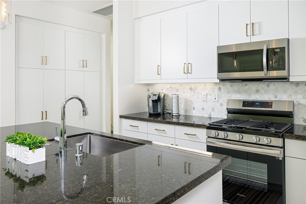 80269 Whisper Rock Property Photo 7
