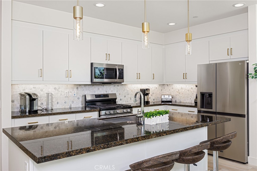 80269 Whisper Rock Property Photo 8