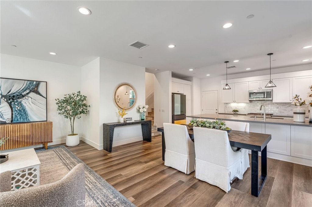 177 Frame Property Photo 5