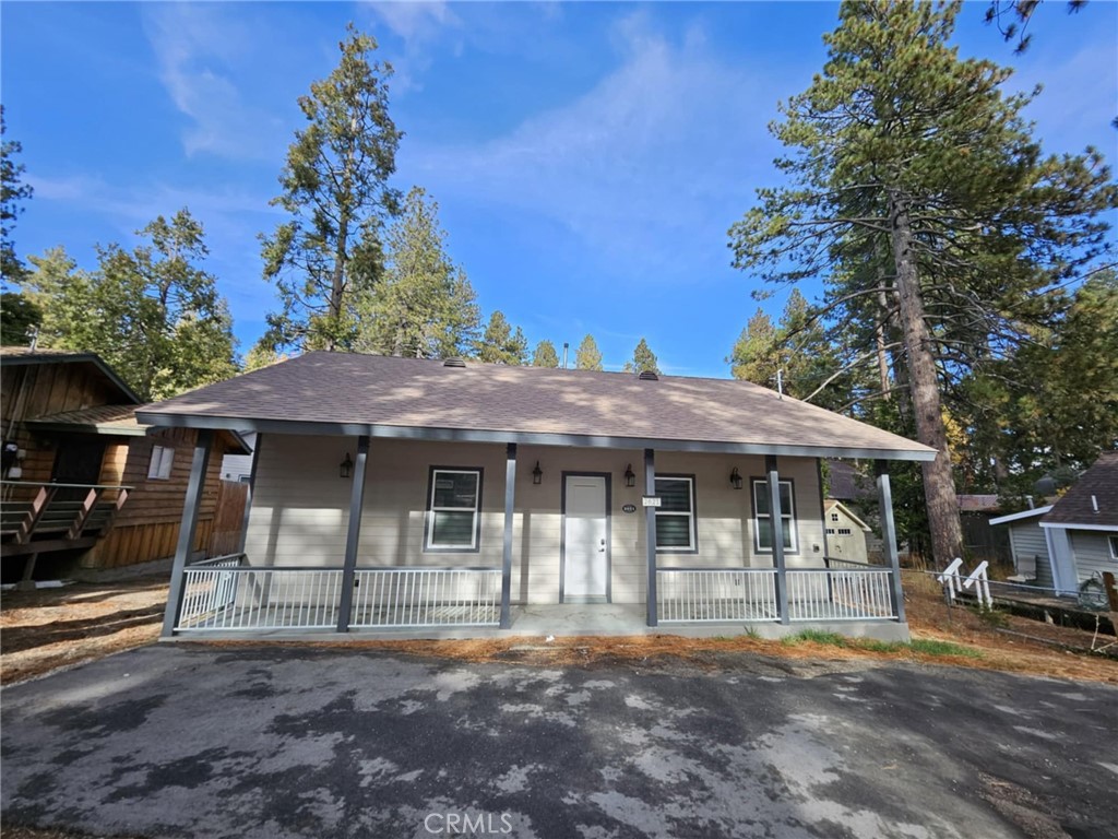2600 Whispering Pines Drive Property Photo 1