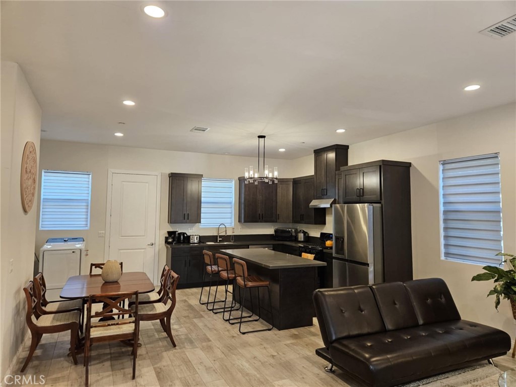 2600 Whispering Pines Drive Property Photo 2