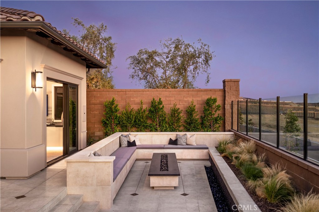 541 Peninsula Property Photo 17