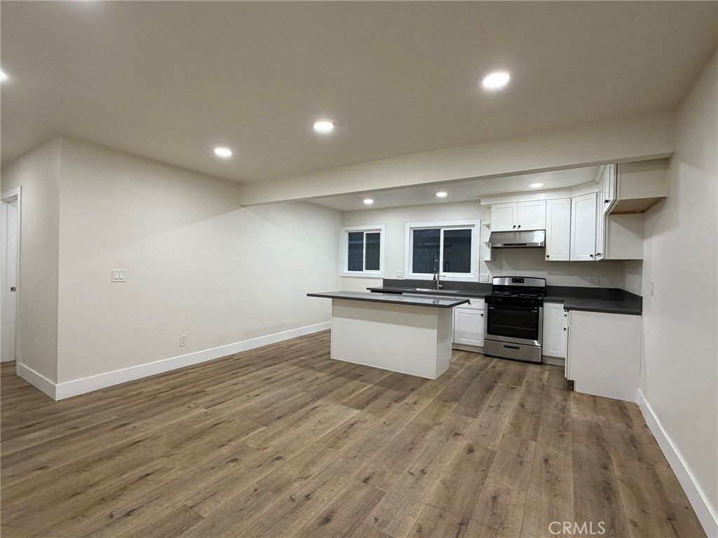 4721 W Oakfield Property Photo 5