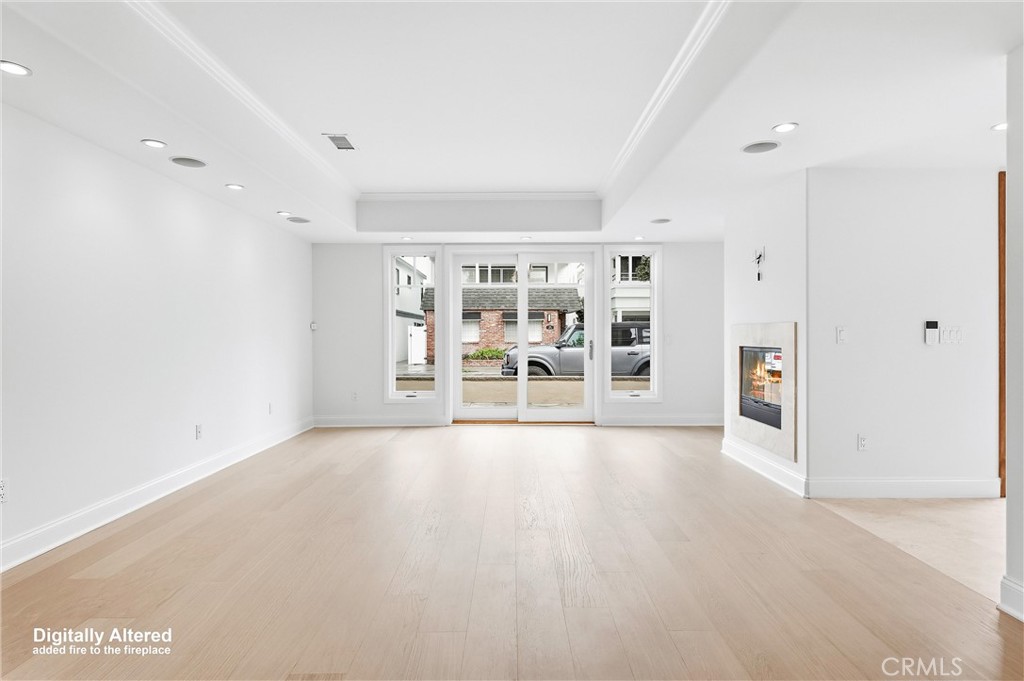 211 E Bay Property Photo 9