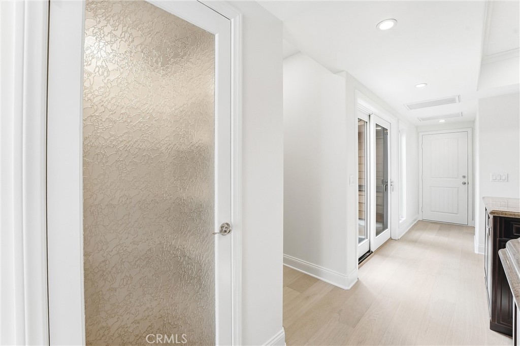 211 E Bay Property Photo 17