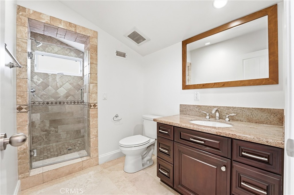 211 E Bay Property Photo 32