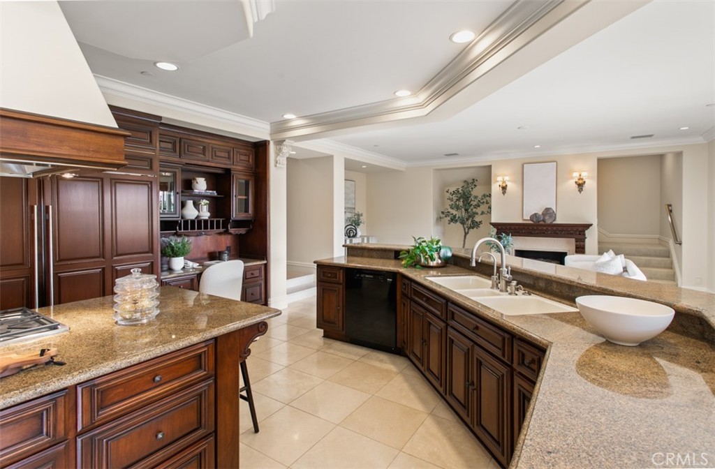 11 Shoreview Property Photo 15