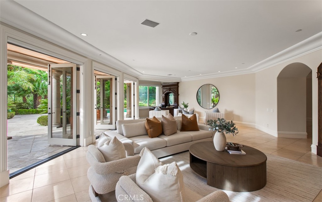 11 Shoreview Property Photo 24
