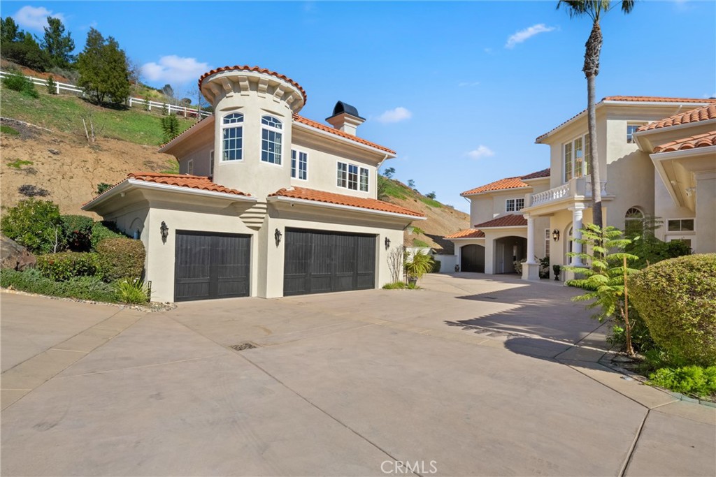 44930 Via Renaissance Property Photo 5