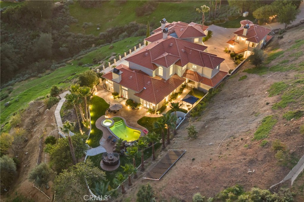 44930 Via Renaissance Property Photo 6
