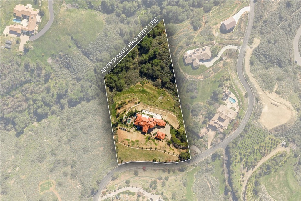 44930 Via Renaissance Property Photo 9