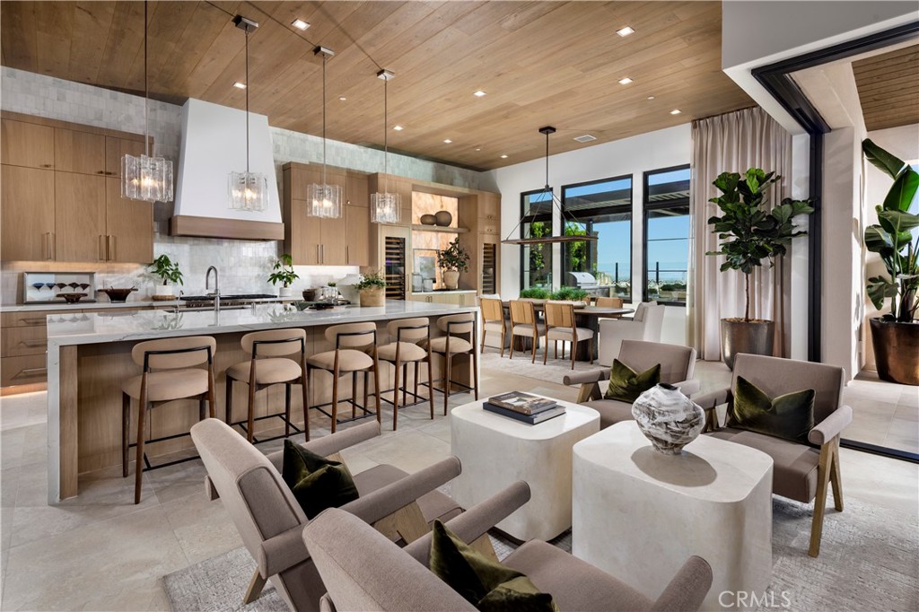 564 Peninsula Property Photo 11