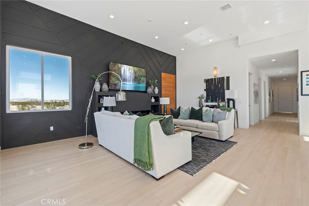 62050 Sonora Property Photo 4