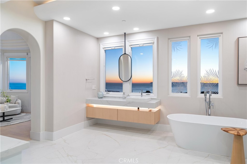 9 Sea Shell Property Photo 19