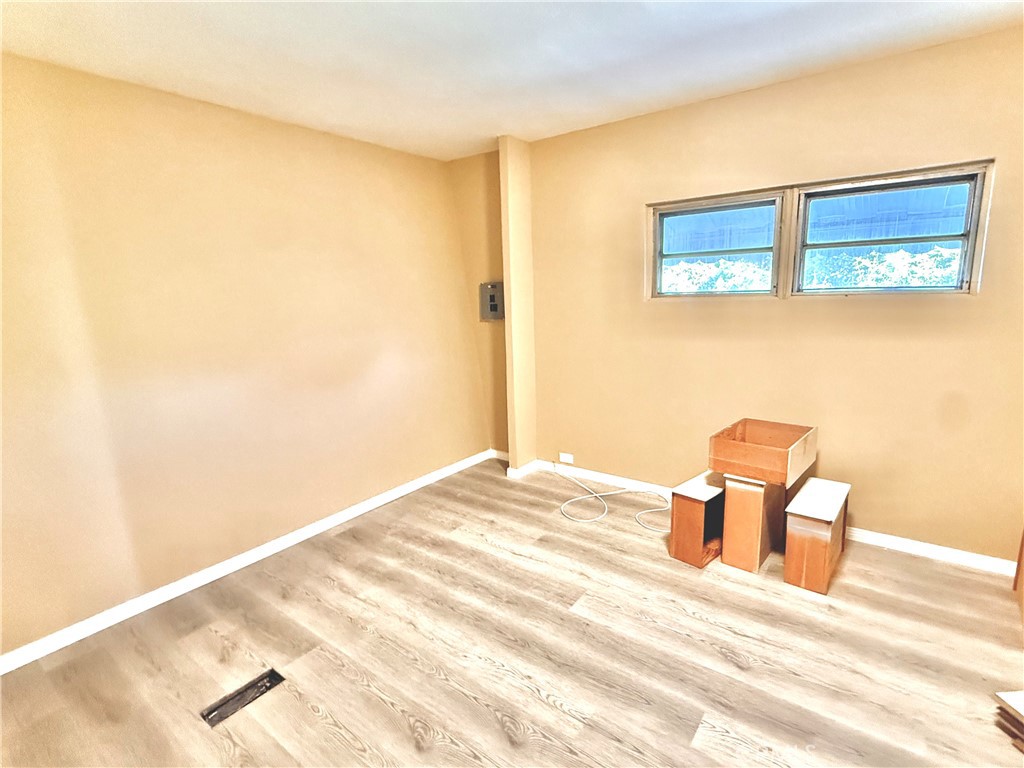 160 S Eucalyptus 60 Property Photo 6