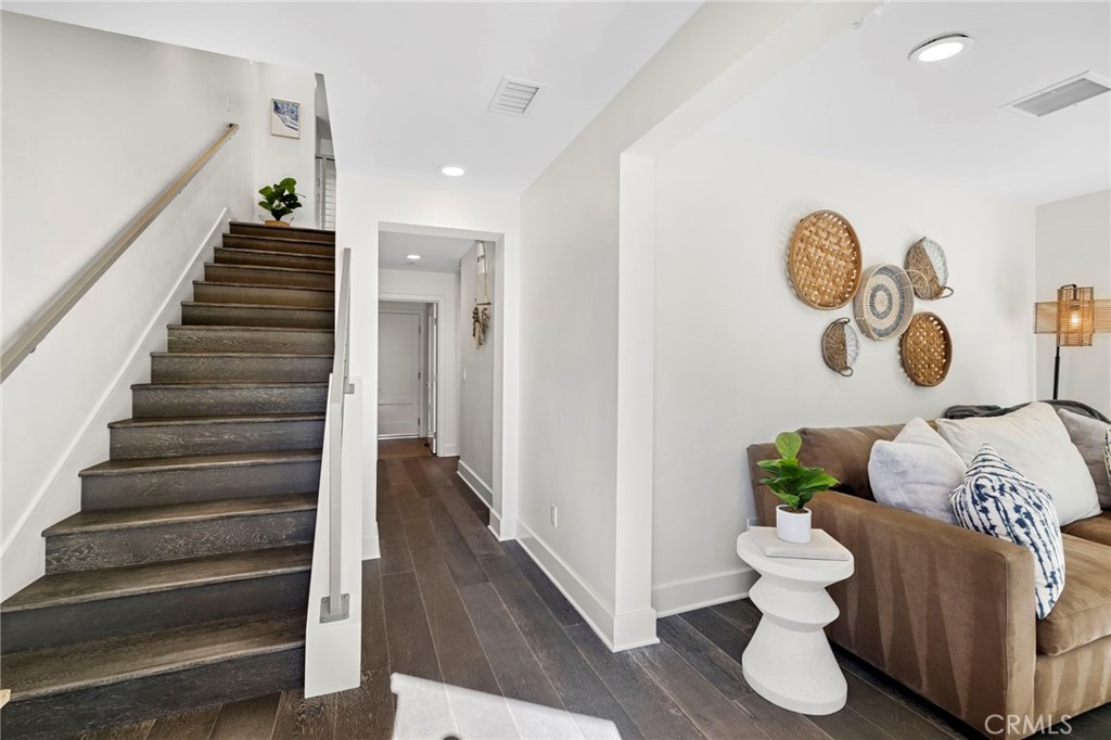 5512 Seashore Property Photo 6