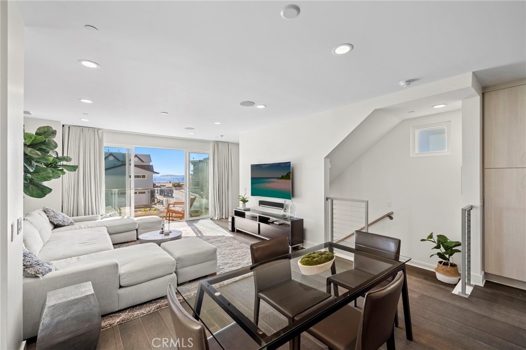 5512 Seashore Property Photo 14