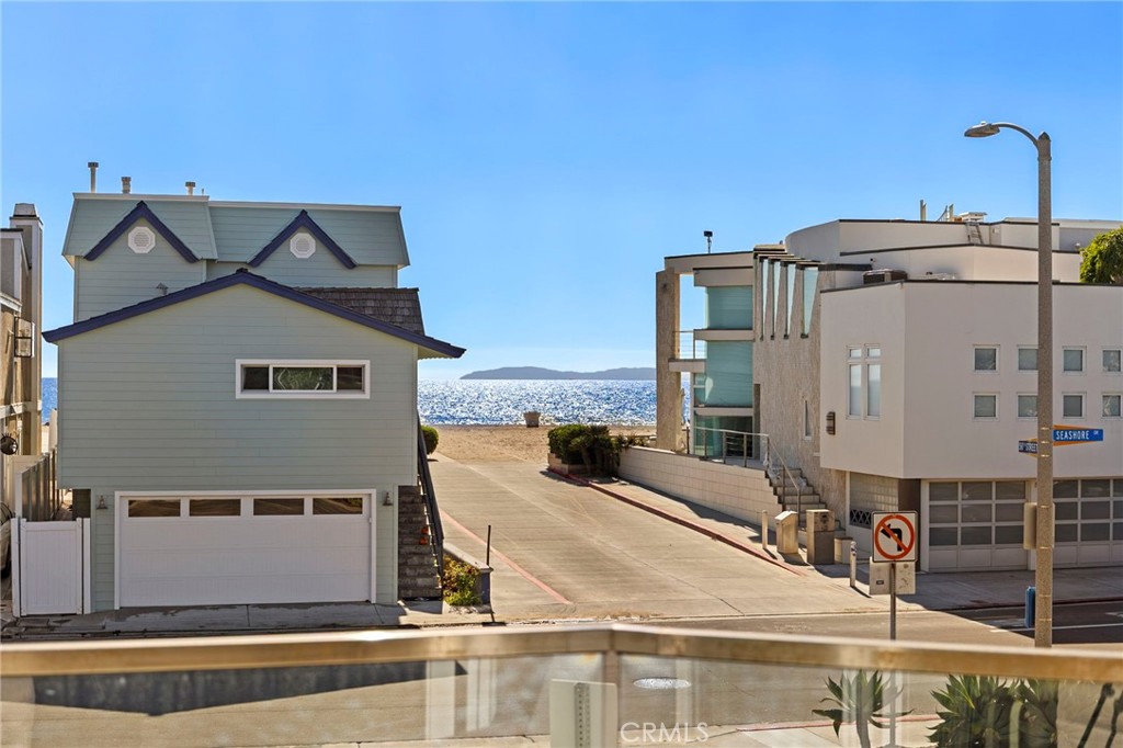 5512 Seashore Property Photo 16