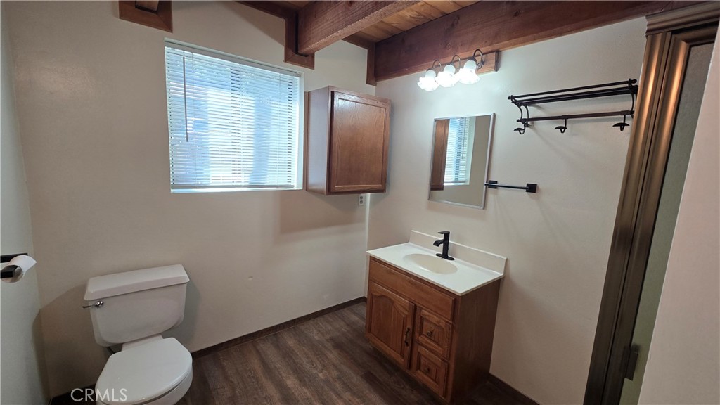 31194 Outer Highway 18 N Property Photo 9