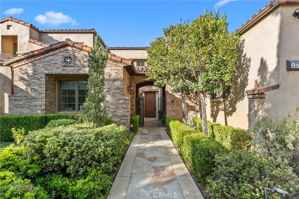 1377 Versante Circle Property Photo 11