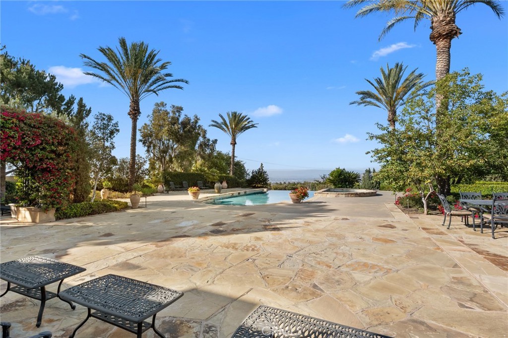 1377 Versante Circle Property Photo 48