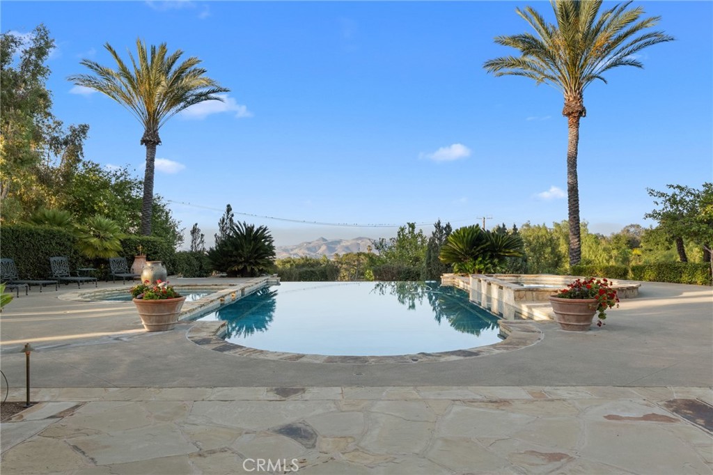 1377 Versante Circle Property Photo 49