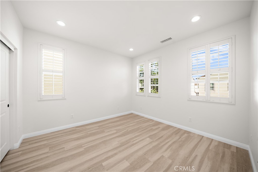 115 Hollow Tree Property Photo 31